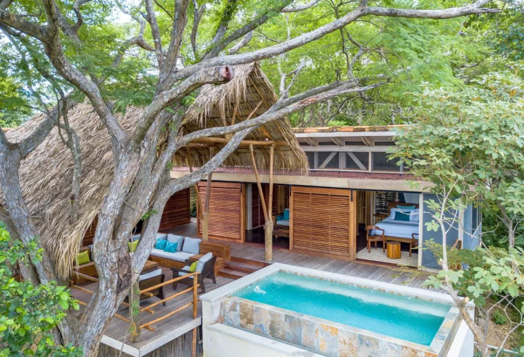 Morgans_rock_eco_lodge