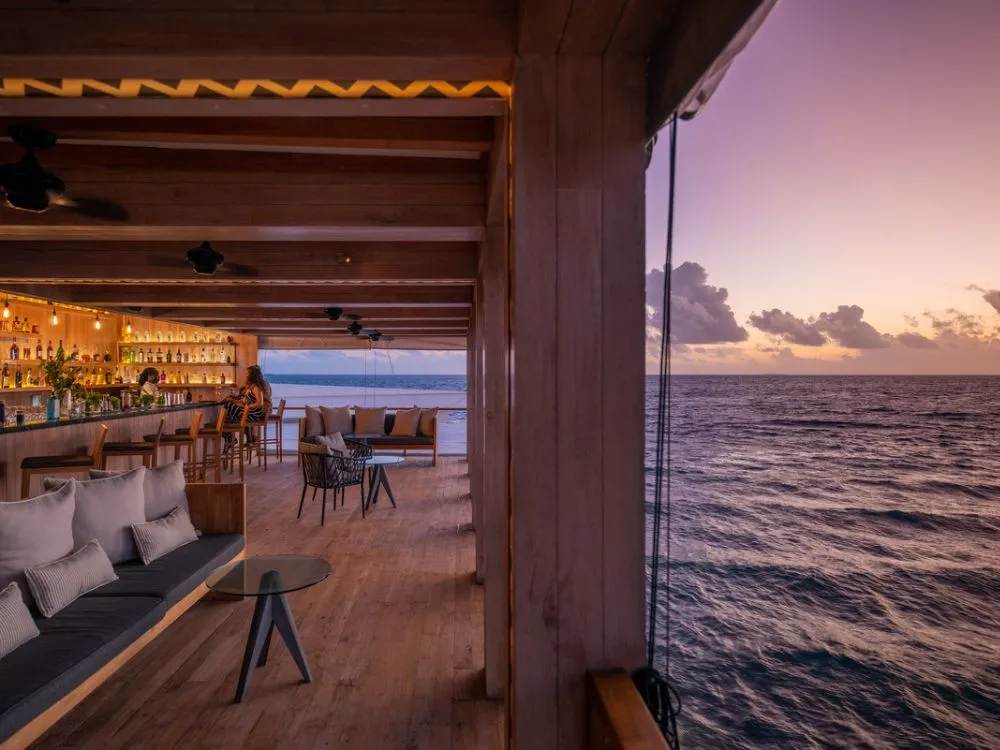 sunset_bar_best_restaurants_in_the_maldives