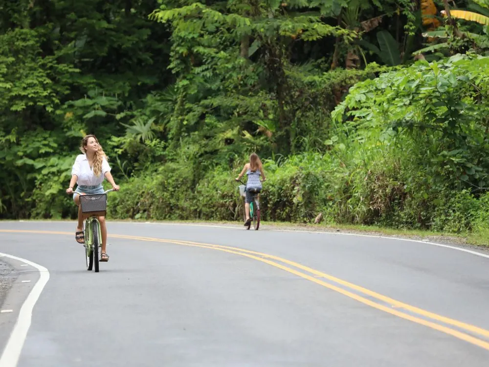 Aguas_Claras_Costa_Rica_bike