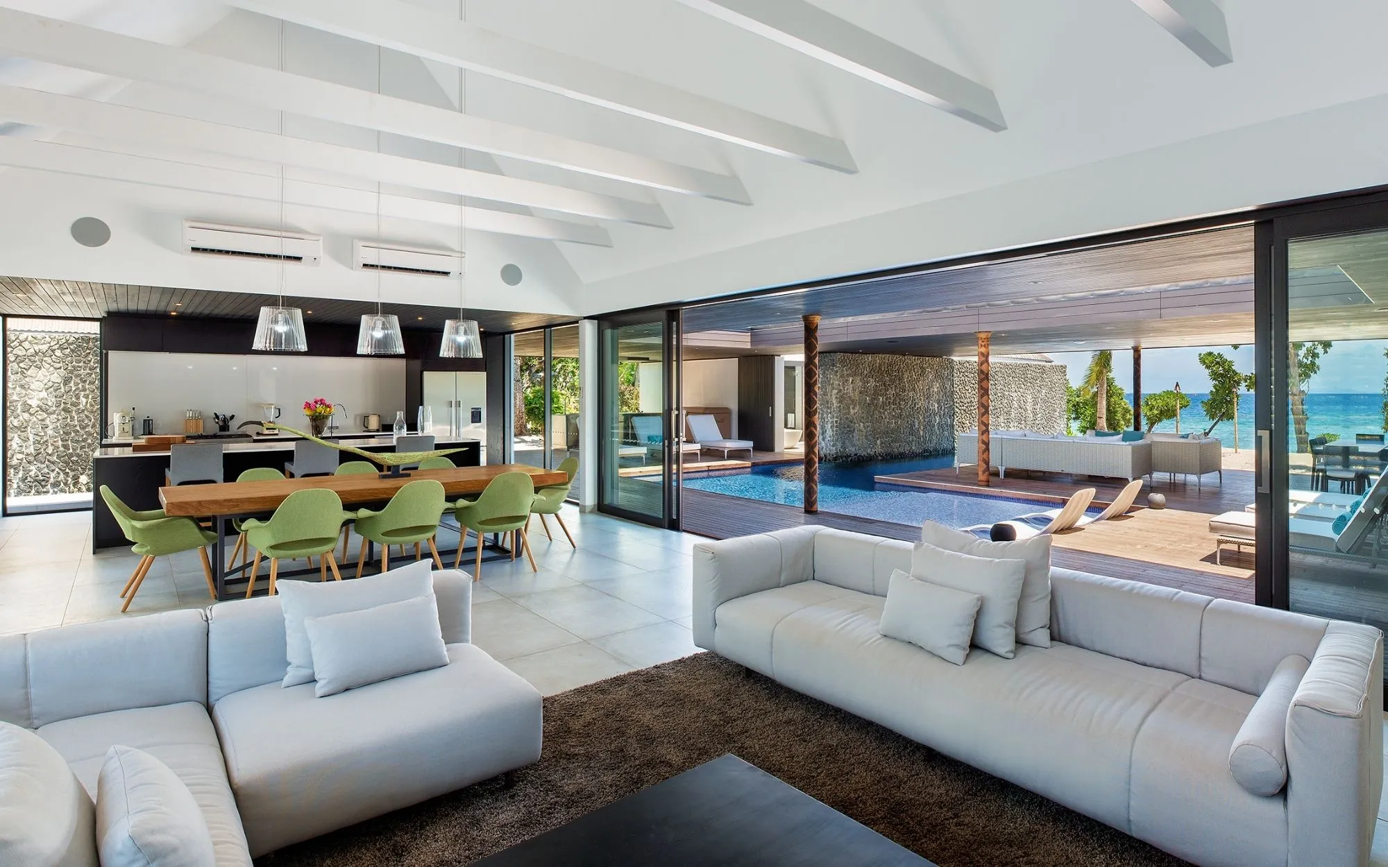 Private_luxury_villa_in_fiji