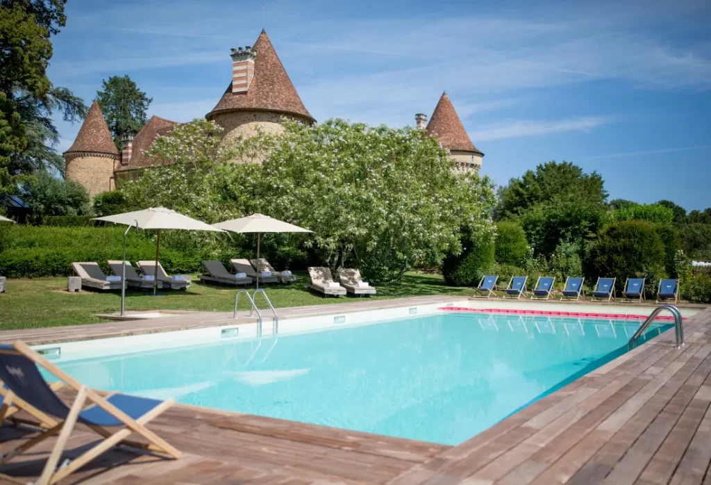 outdoor_pool