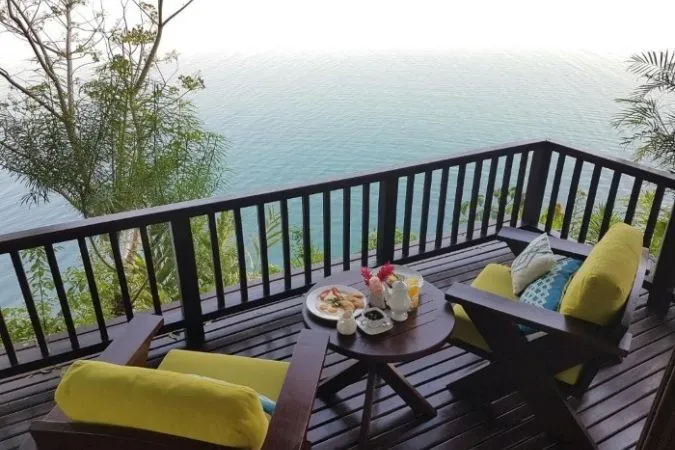 Lake_View_Junior_suite_Bolontiku