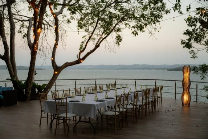 Bolontiku_dining