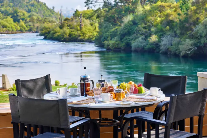 Huka_lodge_dining