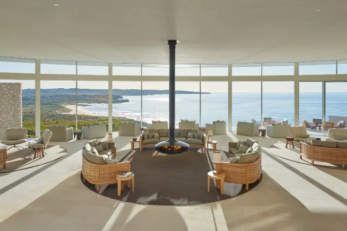Southern_Ocean_Lodge_dining
