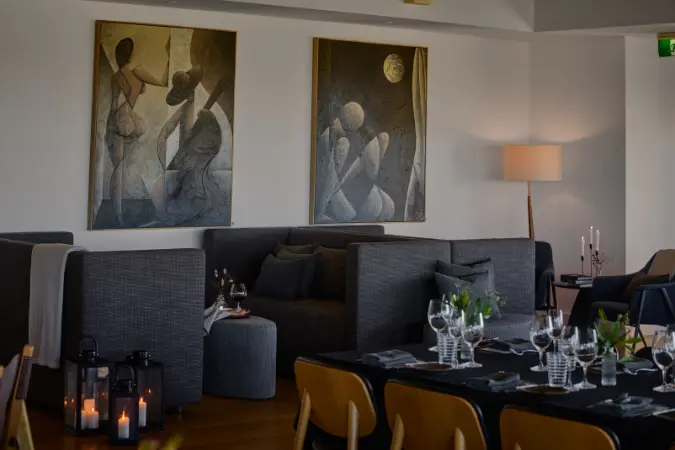 The_Louise_dining