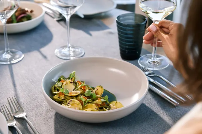Southern_Ocean_Lodge_dining
