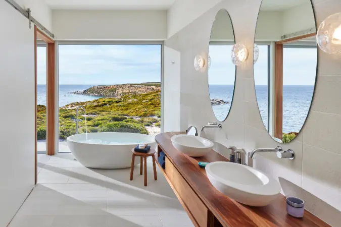 Southern_Ocean_Lodge_rooms