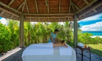 massage_Cousine_Island