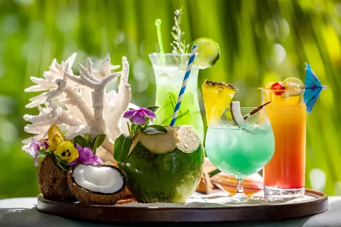 Cousine_island_drinks