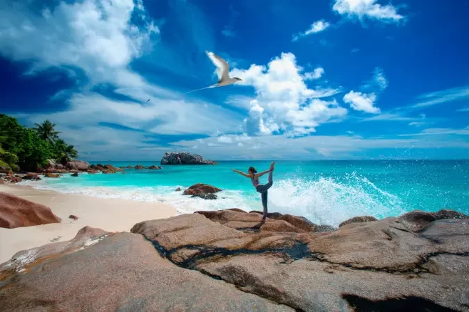 cousine_island_yoga