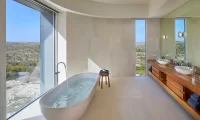 Southern_Ocean_Lodge