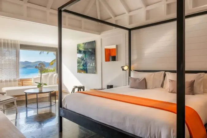 Christopher_hotel_rooms