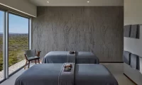 Southern_Ocean_Lodge