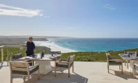 Southern_Ocean_Lodge