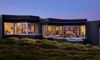 Southern_Ocean_Lodge