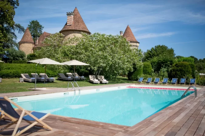 outdoor_pool