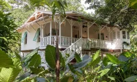 Aguas_Claras_Costa_Rica