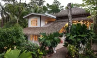 Aguas_Claras_Costa_Rica