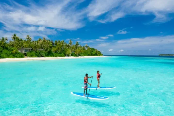 amilla_maldives_paddle_boarding