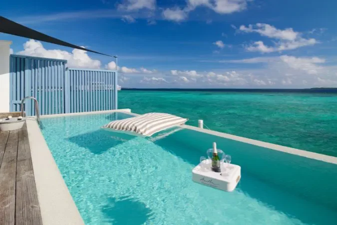 Amilla_maldives_lagoon_pool_villa