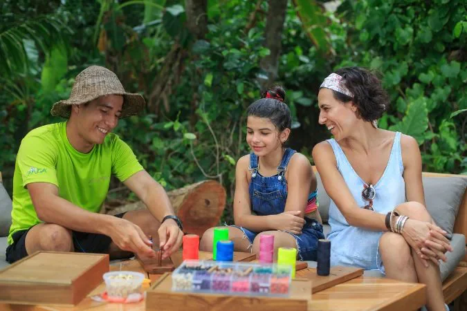 Arenas_del_mar_children_activities
