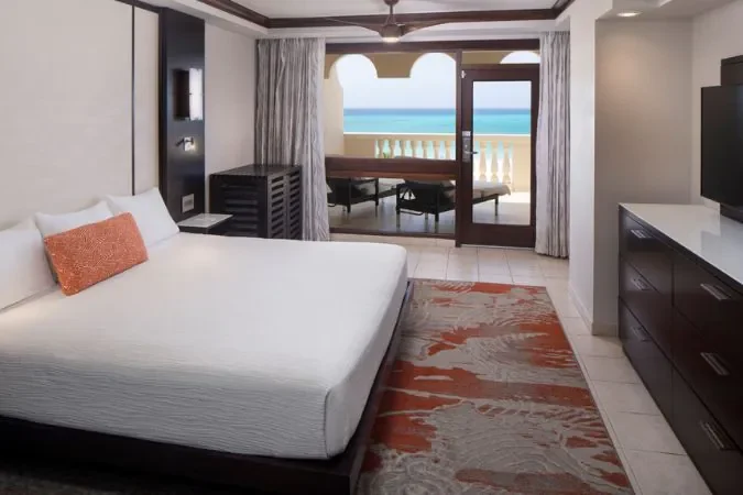 Bucuti-Tara-rooms-5-penthouse-bedroom_opti