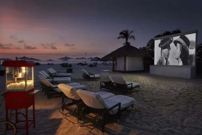 Bucuti_Tara_Aruba_movie_under_the_stars