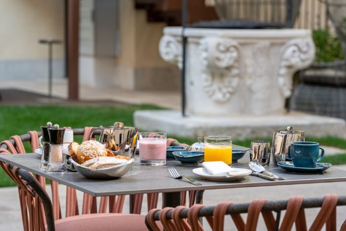 Ca'di_Dio_dining_Essentia