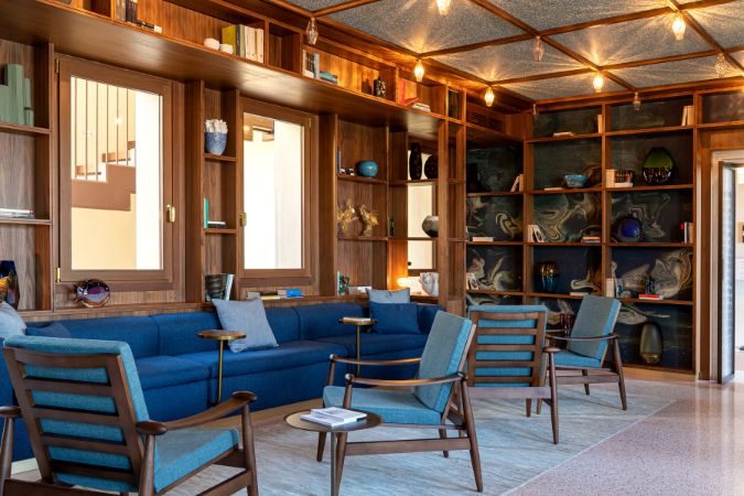 Ca'di_Dio_dining_reading_room
