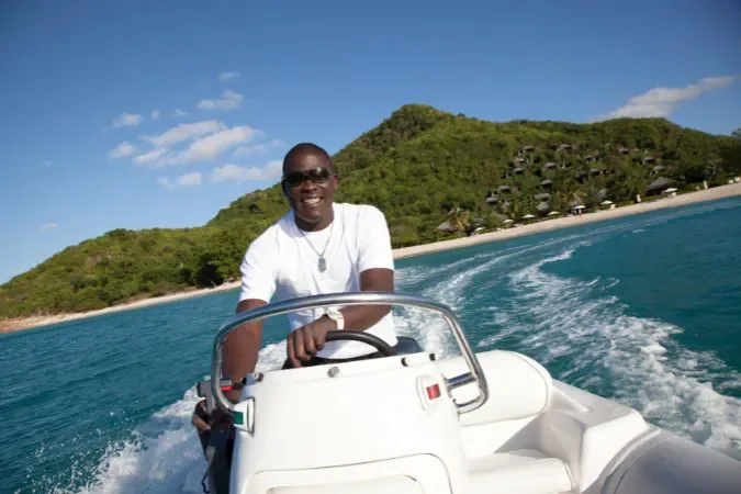 hermitage_bay_boat_tour