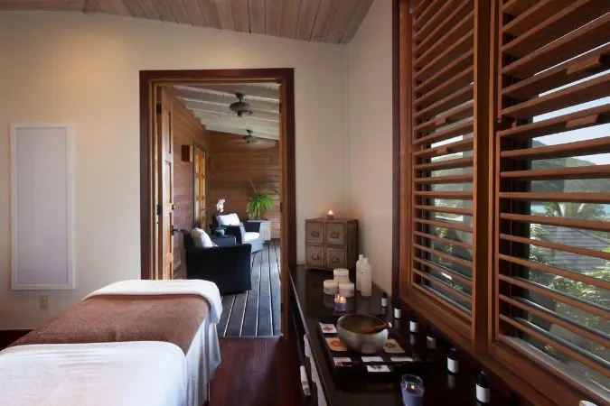 hermitage_bay_spa