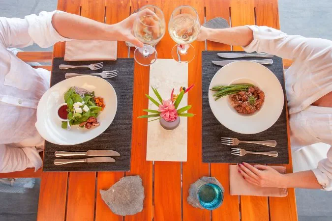 dining_at_kura_cayuga