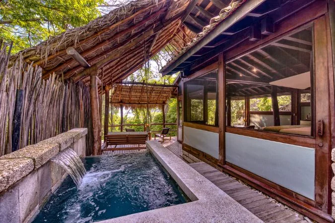 Morgans_Rock_Nicaragua_bungalows