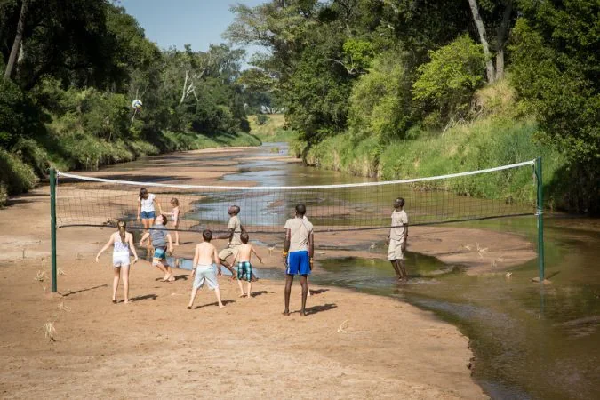 salas_camp_children_activities