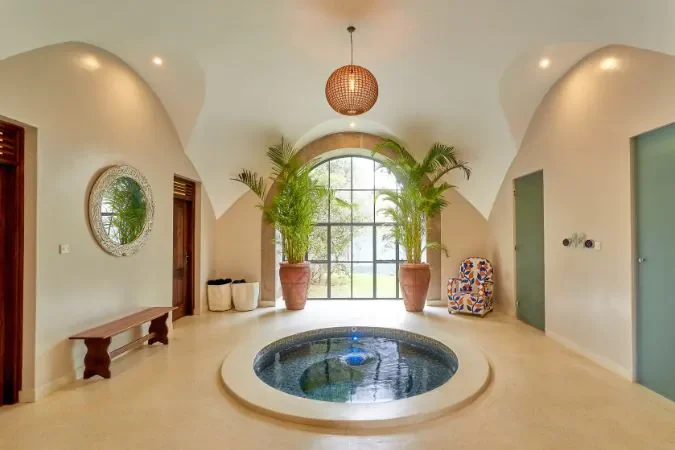 The_retreat_at_giraffe_manor_spa