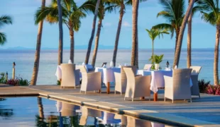 Vomo_Island_oudoor_dining