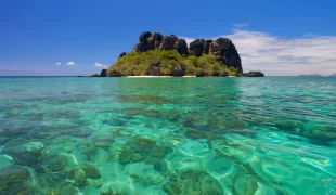 Vomo_Island_Fiji