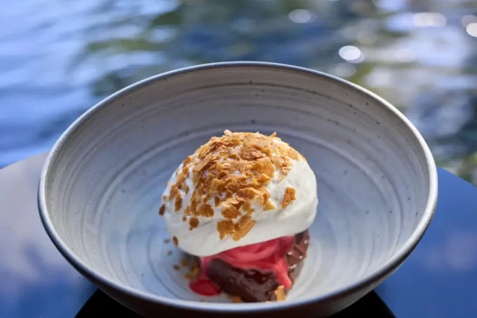 Clayoquot_dining