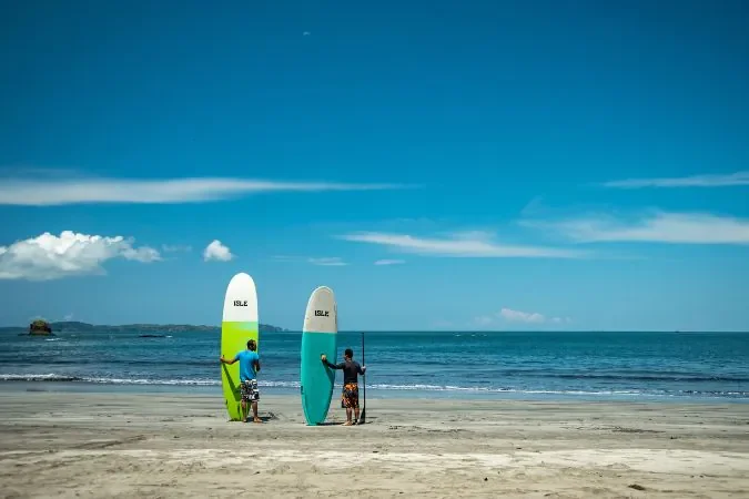 Isla_Palenque_surfing