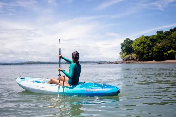 Isla_Palenque_kayaking
